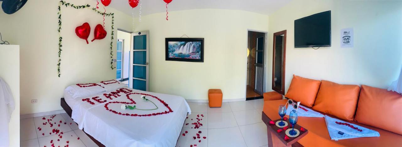 Hotel Bellavista Premium Villeta Luaran gambar