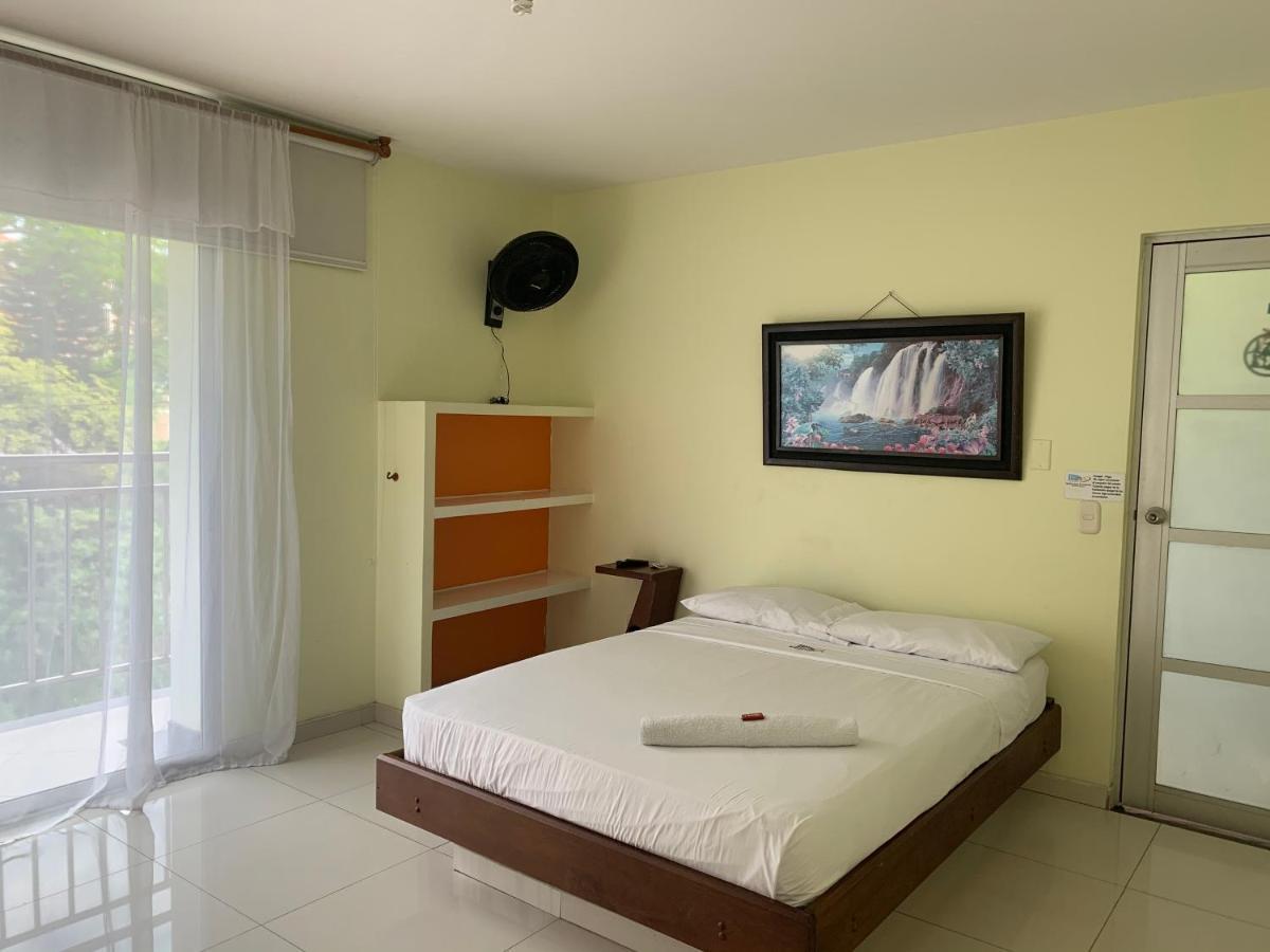Hotel Bellavista Premium Villeta Luaran gambar