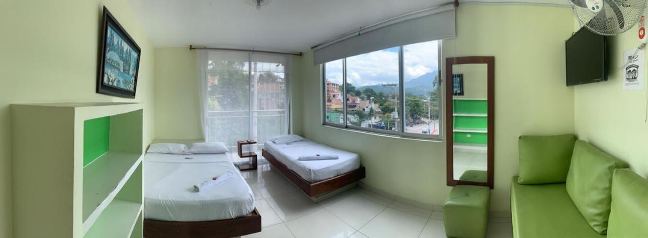 Hotel Bellavista Premium Villeta Luaran gambar